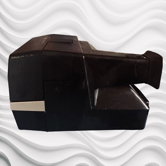 Vintage Polaroid 600 Sun600 LMS Instant Film Camera in Silver and Black, Works. - Picture 5 of 10